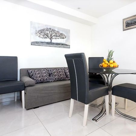 Urban Luxury Suites Juricevic Duće Eksteriør billede