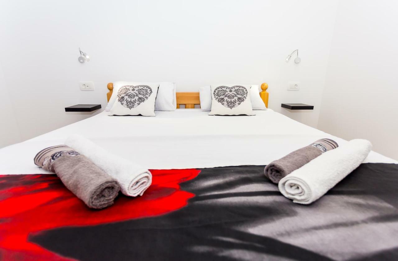Urban Luxury Suites Juricevic Duće Eksteriør billede